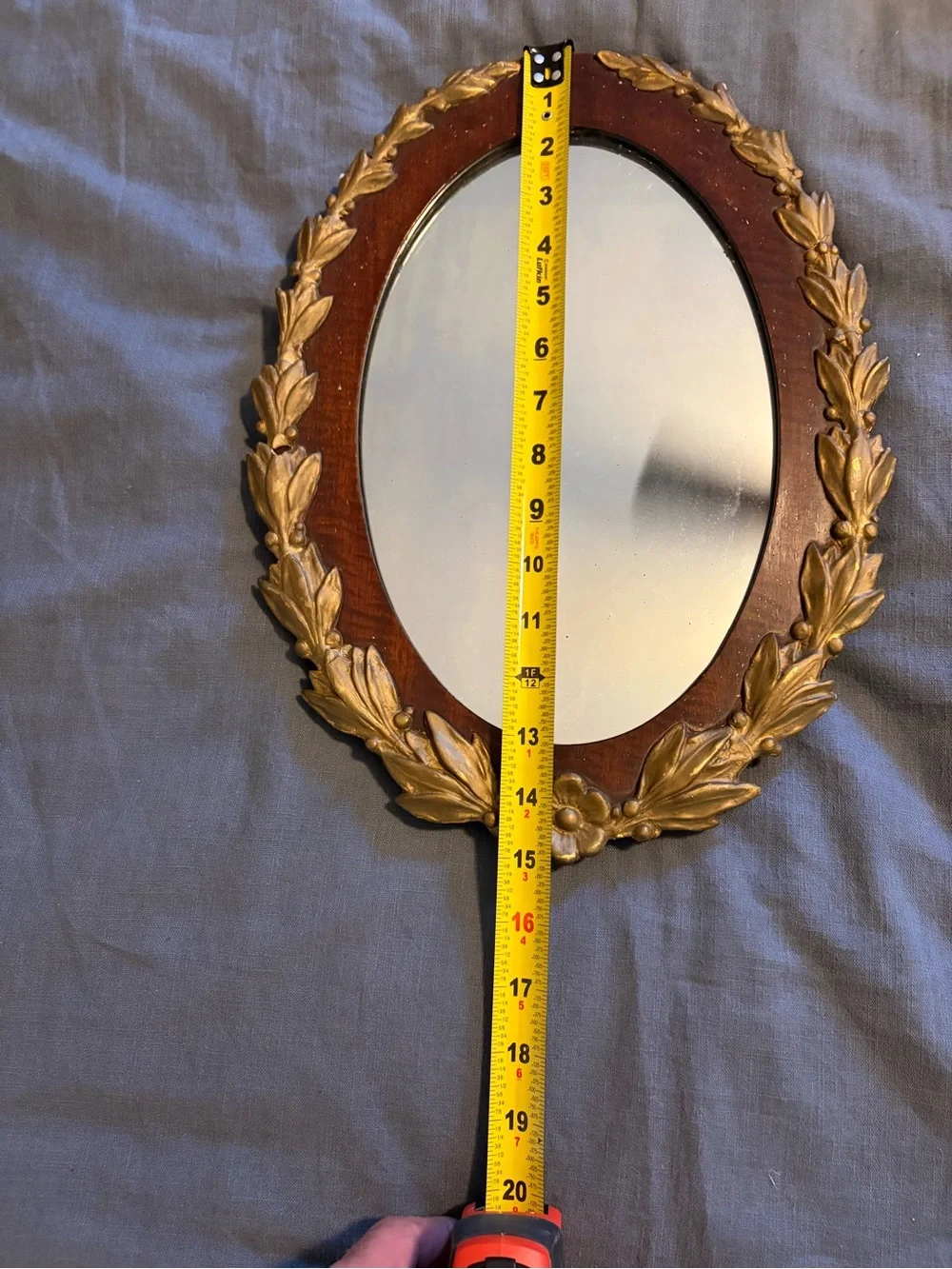 N/A small oval